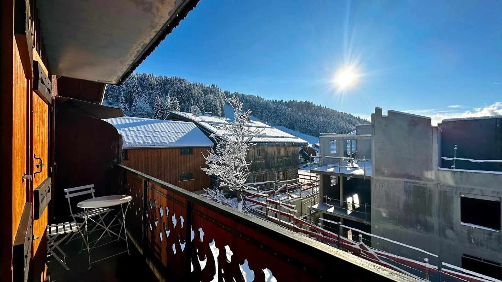 Apartment Les Gets - Appartement Spacieux Avec Balcons Et Parking Proche Des Pistes - Fr-1-623-366